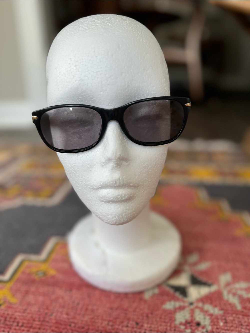 VINTAGE Giorgio Armani 832 020 140 Sunglasses Black Italy gold bold hinges
